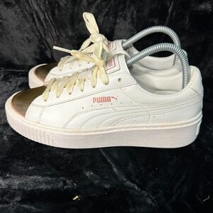 Puma Basket Platform 366169-04 Womens 7.5 Running Shoes White Athletic Sneakers